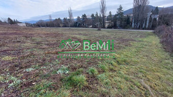 Predaj veľký stavebný pozemok v obci Malé Kršteňany - 4