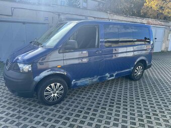 Volkswagen Caravelle T5 - 4