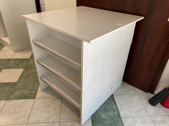 Vešiaky rôzne varianty 10 Euro za 100 kusov - 4