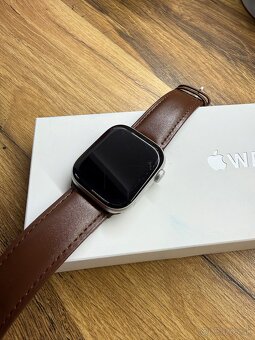 Apple Watch 10 - 4