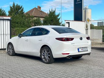 Mazda 3 2.0 Skyactiv 90kW G122 Plus A/T BENZÍN - 4