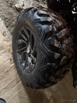 Pneu na štvorkolku - 4
