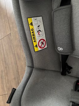 Autosedačka Kinderkraft 40-105cm od 0-4 roky - 4