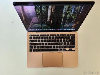 MacBook Air 2020 | i5 • 8GB • 512GB SSD - 4