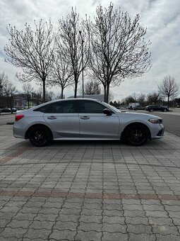 Honda Civic Sport 2023 (Sedan) - 4
