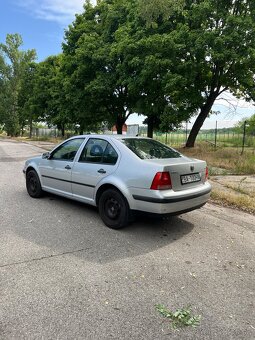Volkswagen Bora 1.6 16.V - 4