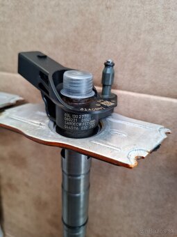 Vstreky VW CR 2.0 TDI 103kw - 4
