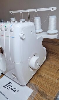 Overlock Lada 700D - 4
