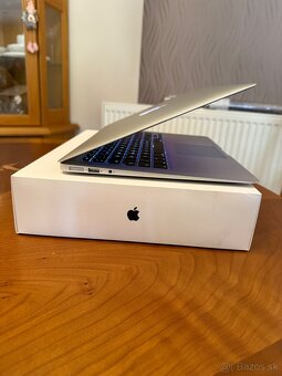 MacBook Air 2017 - 4