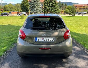 Peugeot 208 1.4 HDi - 4