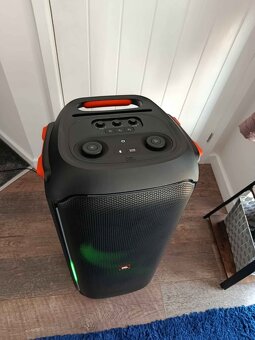 JBL 710 - 4