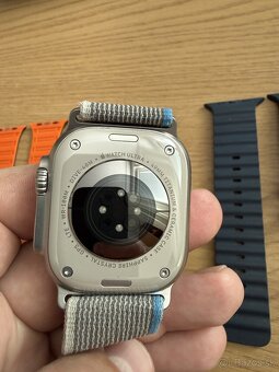 Apple Watch 9 Ultra - 4