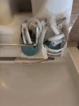 nové WC so sedadlom - 4