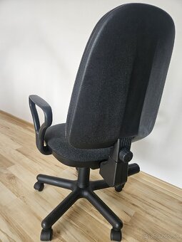 Kancelárska Stolička - 4