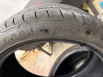 Predám letné gumy 205/45r18 - 4