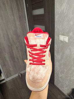 Nike Dunk SB Strange Love 45 - 4