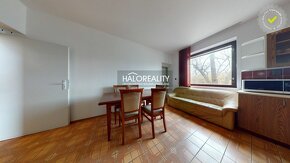 HALO reality - Predaj, 8 izbový rodinný dom s pozemkom 1238  - 4