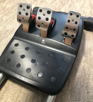 Logitech g27 - 4