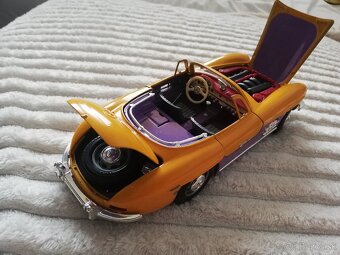 1:18 Mercedes 300 SEL , FERRARI 456 poskodne - 4