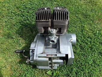 Motor JAWA 350 - 4