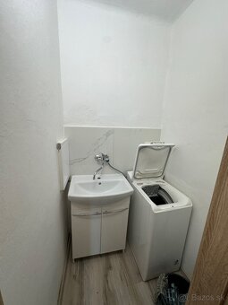 Na prenájom zariadená garzonka v centre mesta DS - 4