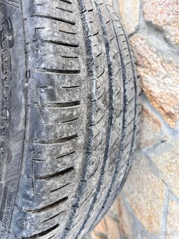 Barum 225/45 r17 - 4