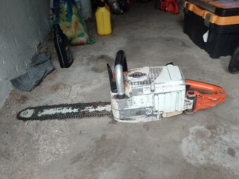 Stihl 031 av - 4