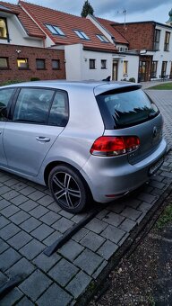 Volkswagen Golf VI 2011 1,6 tdi - 4