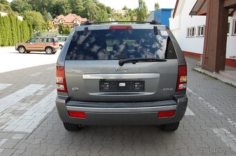 Jeep Grand Cherokee - 4