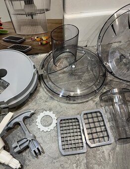 Nadstavec na krájanie kociek Bosch MUZ5CC2 na mum 2 a 5 - 4