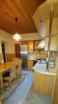 Dobré reality - znížená cena RD s veľkým pozemkom 2455 m2 v - 4