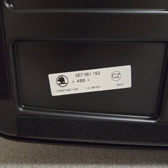 TOP: Plastova vana do kufra Octavia 4 - 4