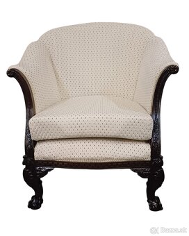 Staroẓ̌itné kreslo - 4