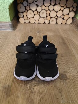 č.21 Nové botasky/tenisky Nike - 4