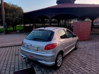 Peugeot 206 - 4