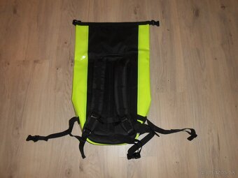 Predam novy vodeodony moto ruksak znacky HELD ZAINO 2 - 4
