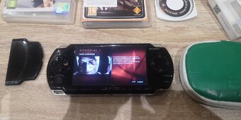 Sony PSP 2004 z novou batériou - 4