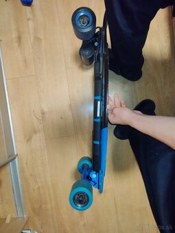 Elektrický skateboard (longboard) - 4