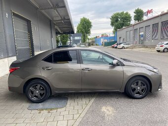 Toyota Corolla 1.6 Active - 4