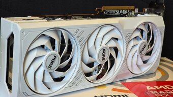 Sapphire AMD Radeon RX 7800 XT 16GB - 4