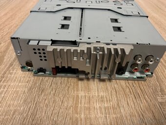Pioneer SPH-10BT -autorádio - 4