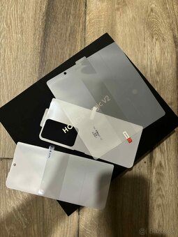 Honor magic v2  16/512gb - 4