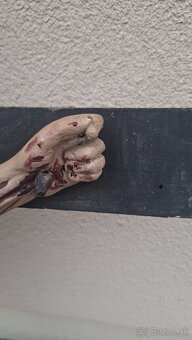 Dreveny kriz s Ježišom (INRI - 4