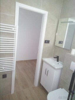 1,5 izb. byt (40,51 m2+balkón) - kvalitná rekonštrukcia - 4