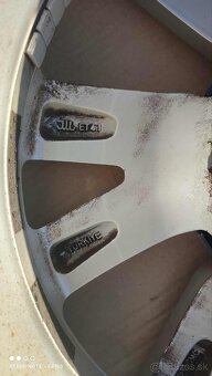 Originál disky VW + zimné pneumatiky Kleber R16 - 4