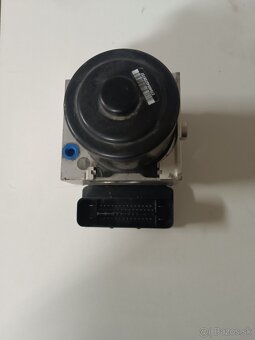 ČERPADLO ABS VW T5 - 4