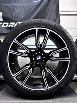BMW X7 G07 5x112 R21 Zimne - 4