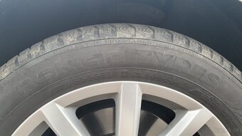 Nokian Tyres WR Snowproof 215/55 R17 - 4