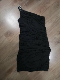 Pohodlné spoločenské šaty čierne M  38 - 4