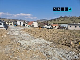 BITAROVÁ - ROVINATÝ POZEMOK O VÝMERE 625m2 + INŽINIERSKÉ SI - 4